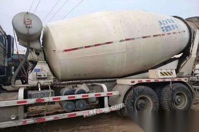 四川廣元轉(zhuǎn)讓2014年國四德龍大14方攪拌車，適用于散裝粉料運輸